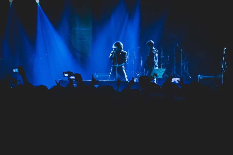 Concierto solidario «Voces del 50»